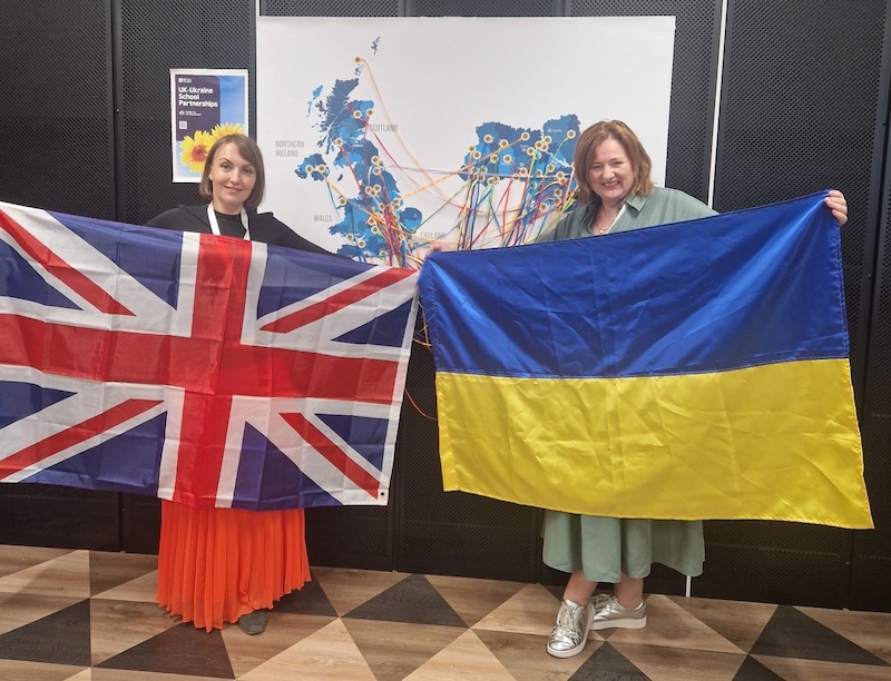 Elgin_Academy_and_Ukrainian_School